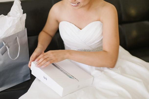איך לבחור מתנה לחתונה החתן מן הכלה